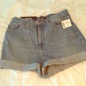 Urban Outfitters mom high rise shorts
